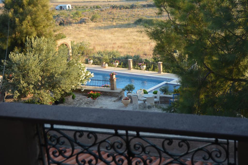 Lesvos Tower House Komninos Sígrion Exterior foto